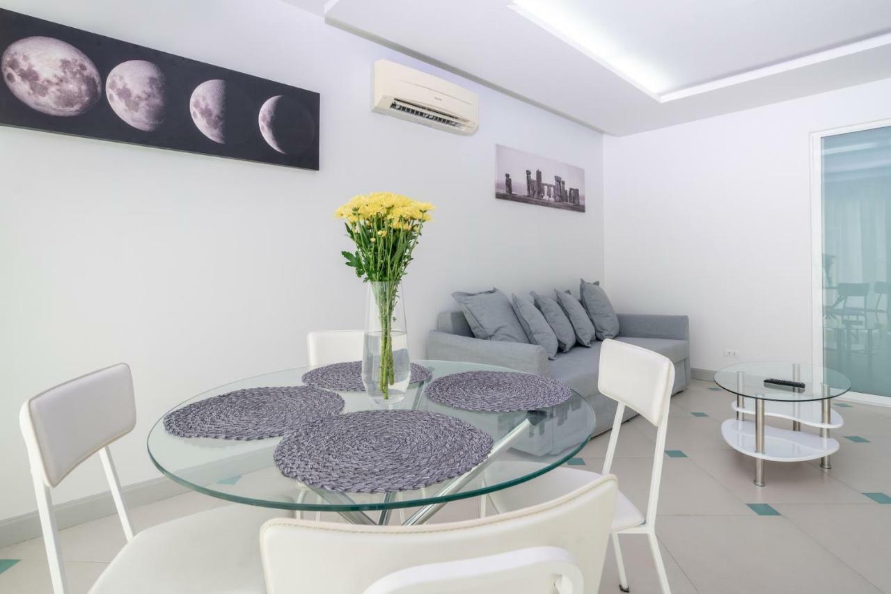 Nai Harn Condor Apartment מראה חיצוני תמונה